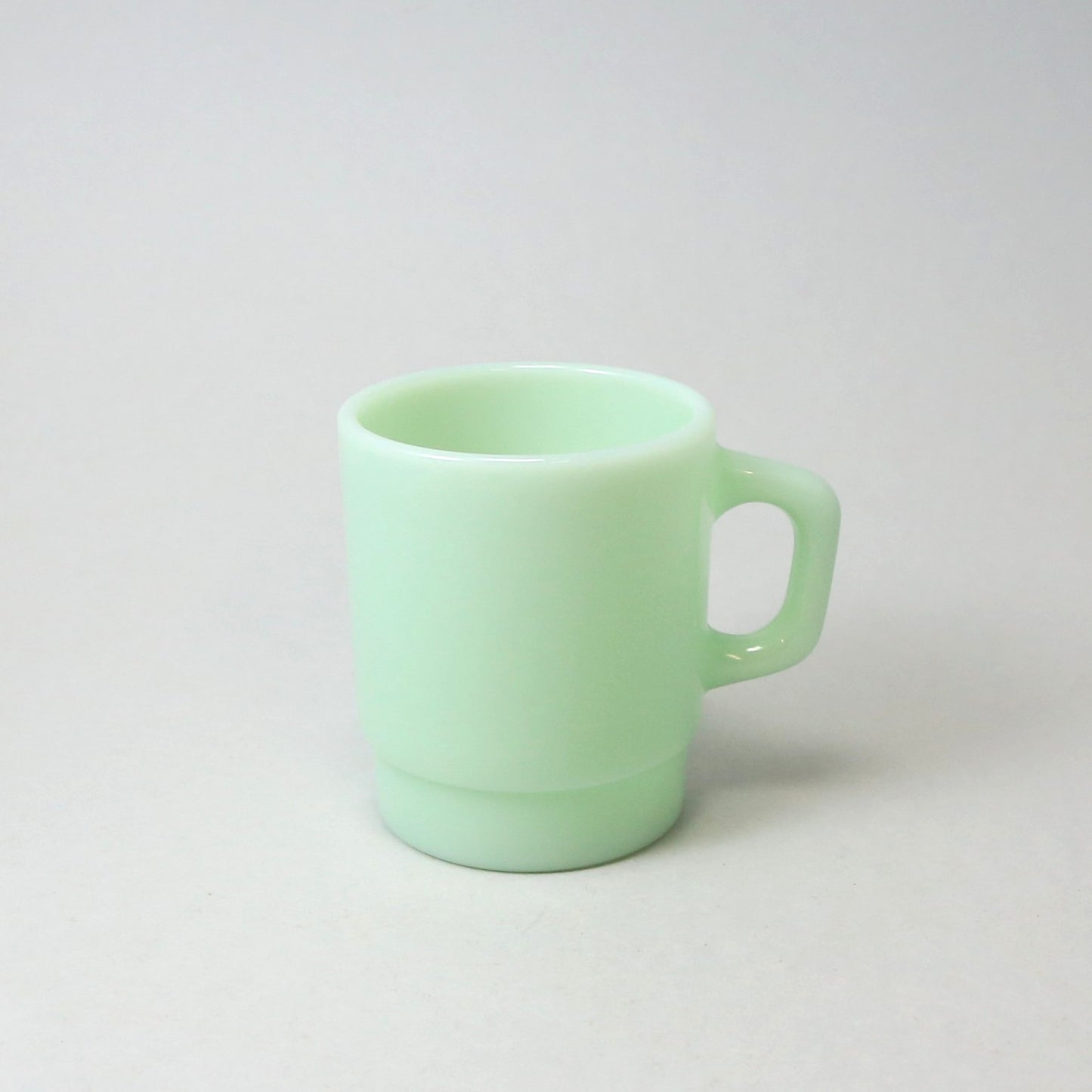DD Milk Glass Mug