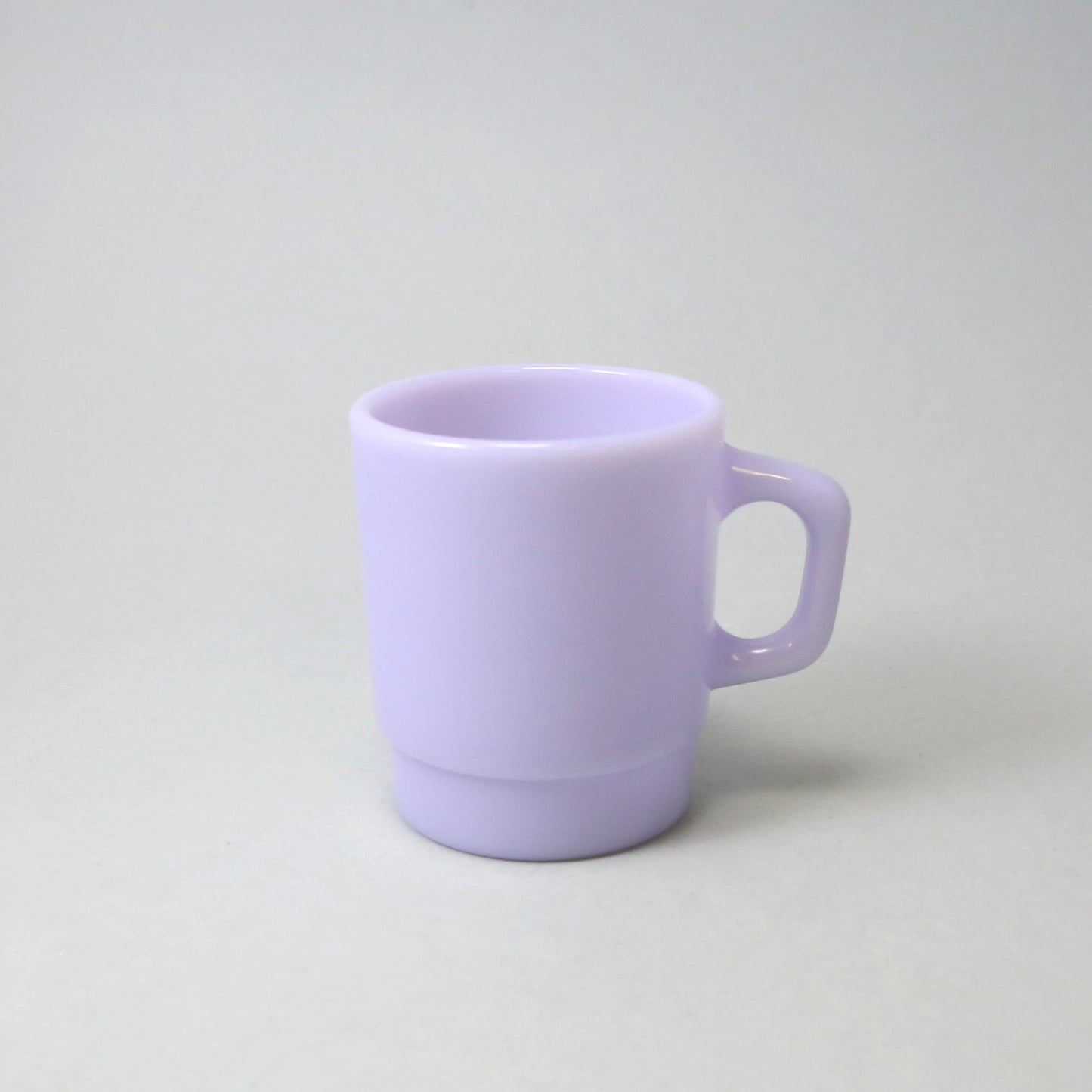 DD Milk Glass Mug