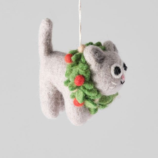 Cat in Wreath - Wrap Felt Decoration