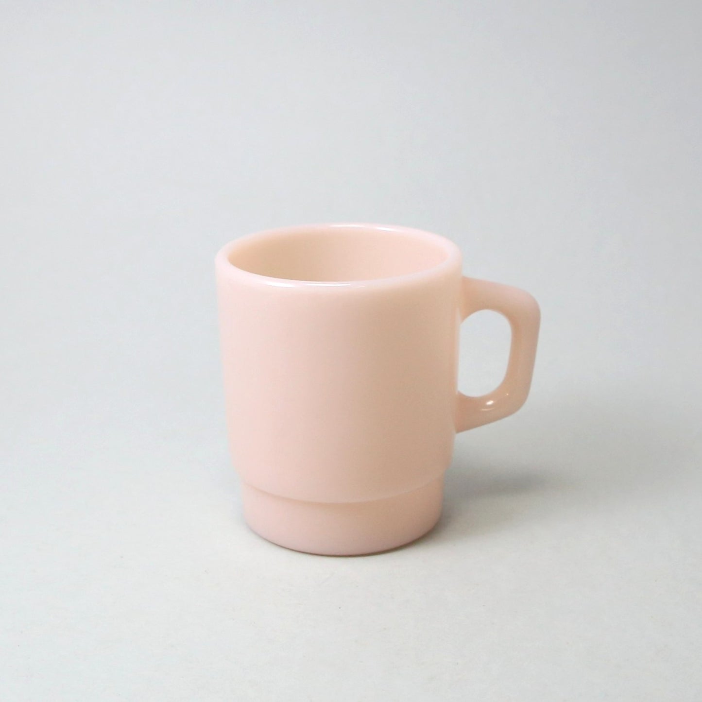 DD Milk Glass Mug