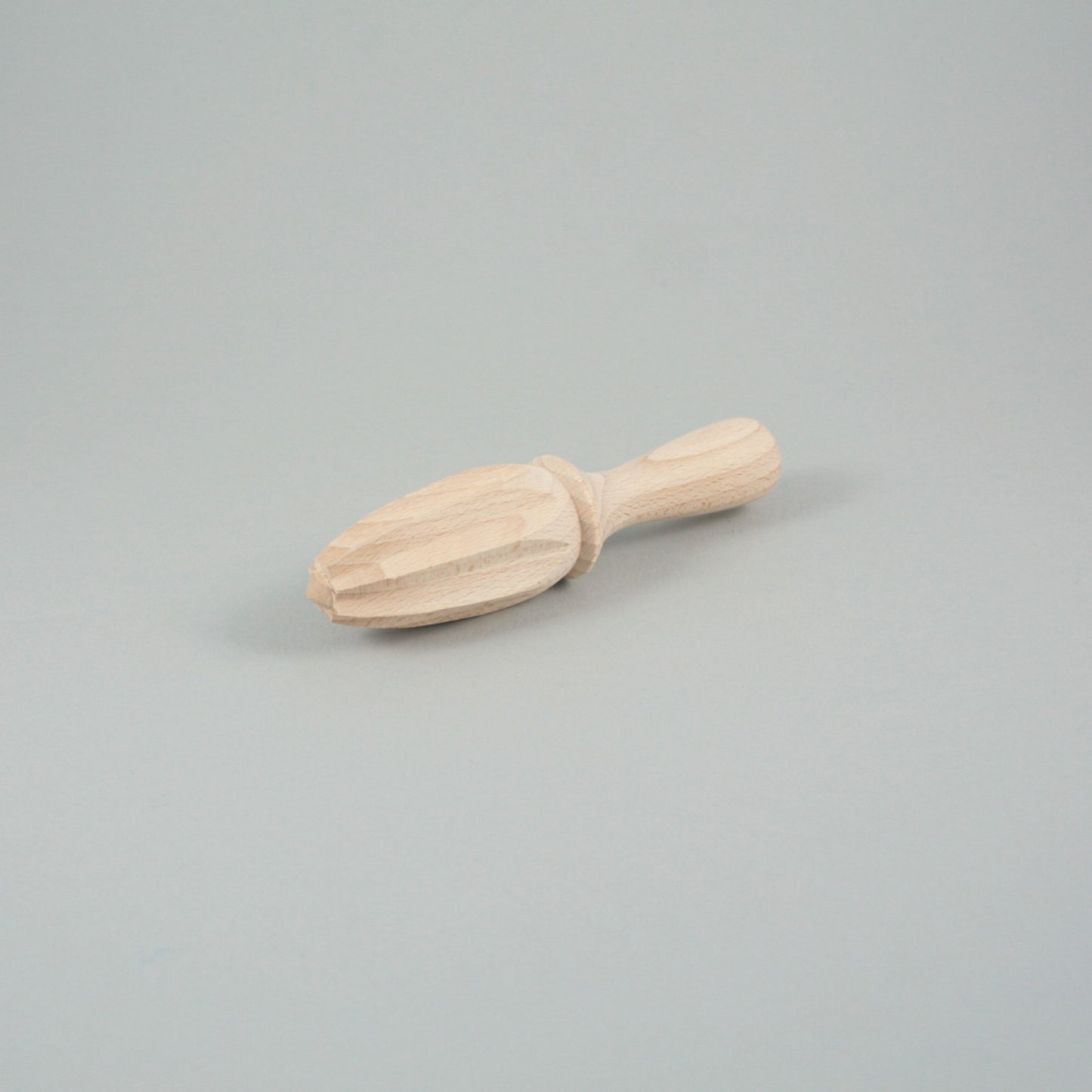Beech Citrus Squeezer