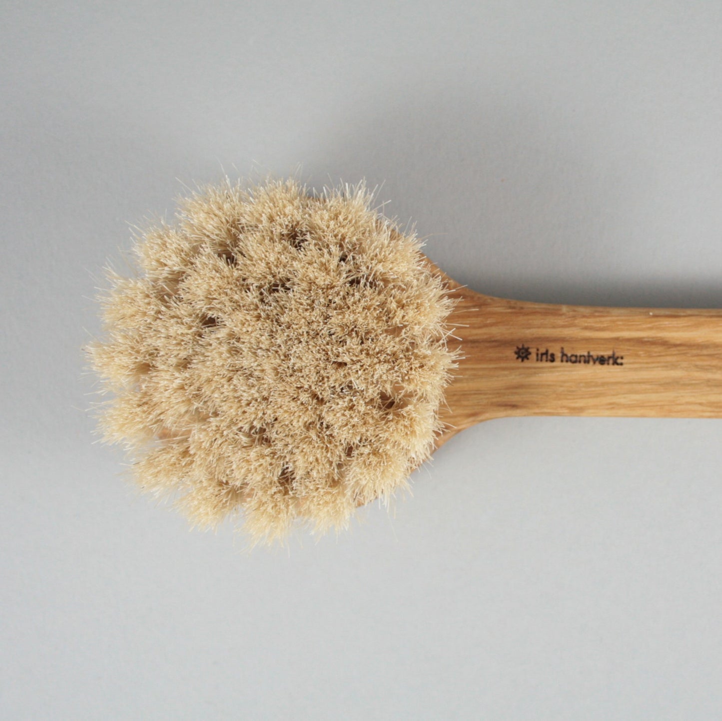 Iris Hantverk Long Handle Body Brush