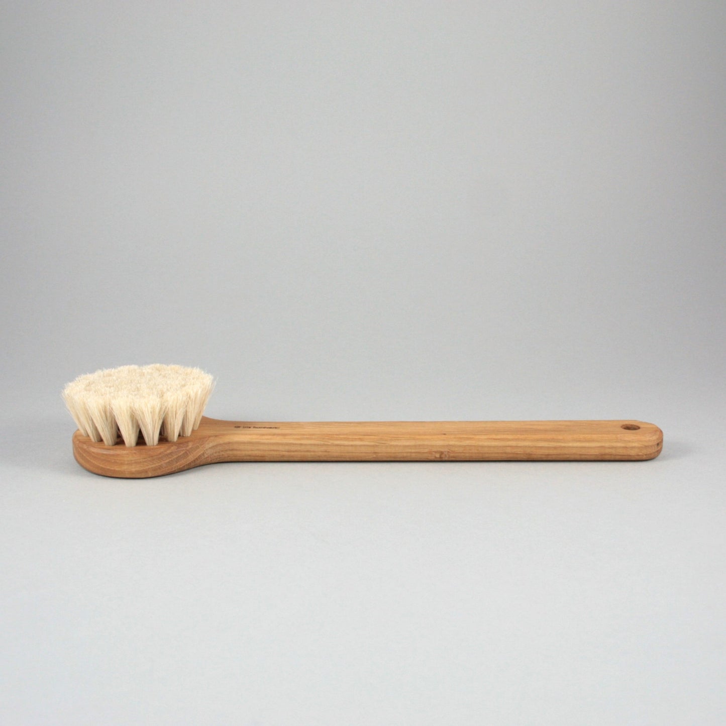 Iris Hantverk Long Handle Body Brush