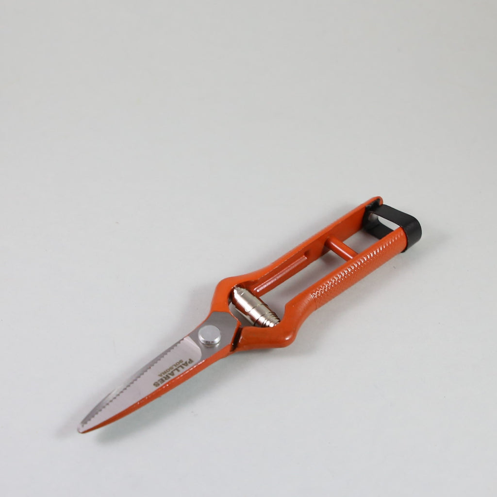 Spanish Serrated Secateurs Nook